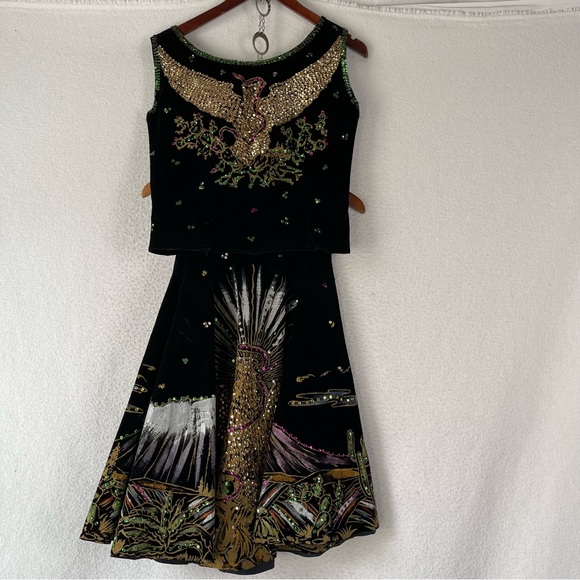 Vintage Mexican 50’s sequins black velvet hand painted circle skirt and top XS